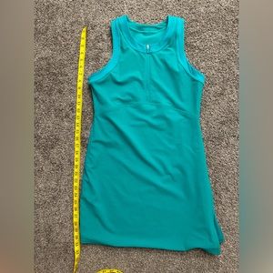 Lululemon Grid textured Sleeveless Tennis Dress. Green. Size 6